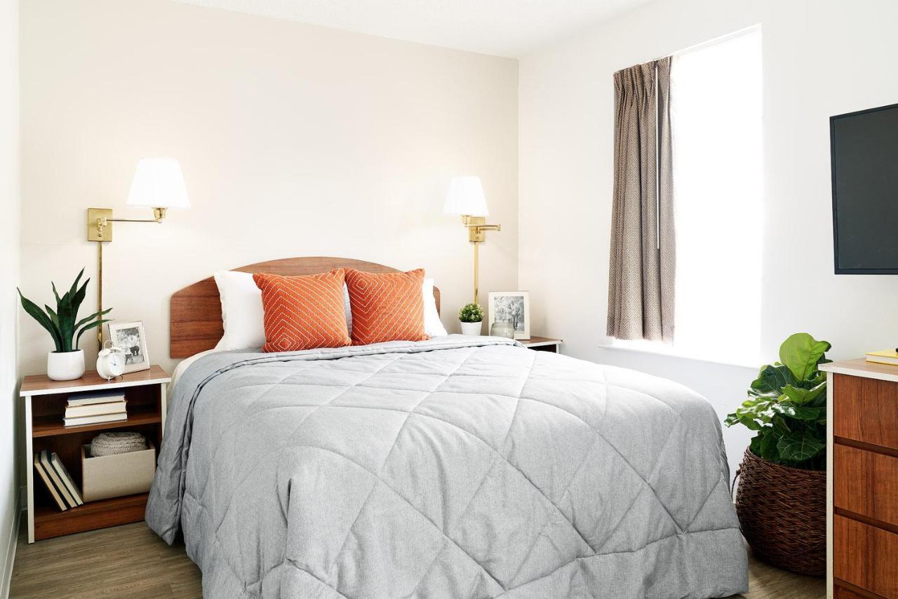 Intown Suites Extended Stay Indianapolis In -I70 Post Drive Bagian luar foto